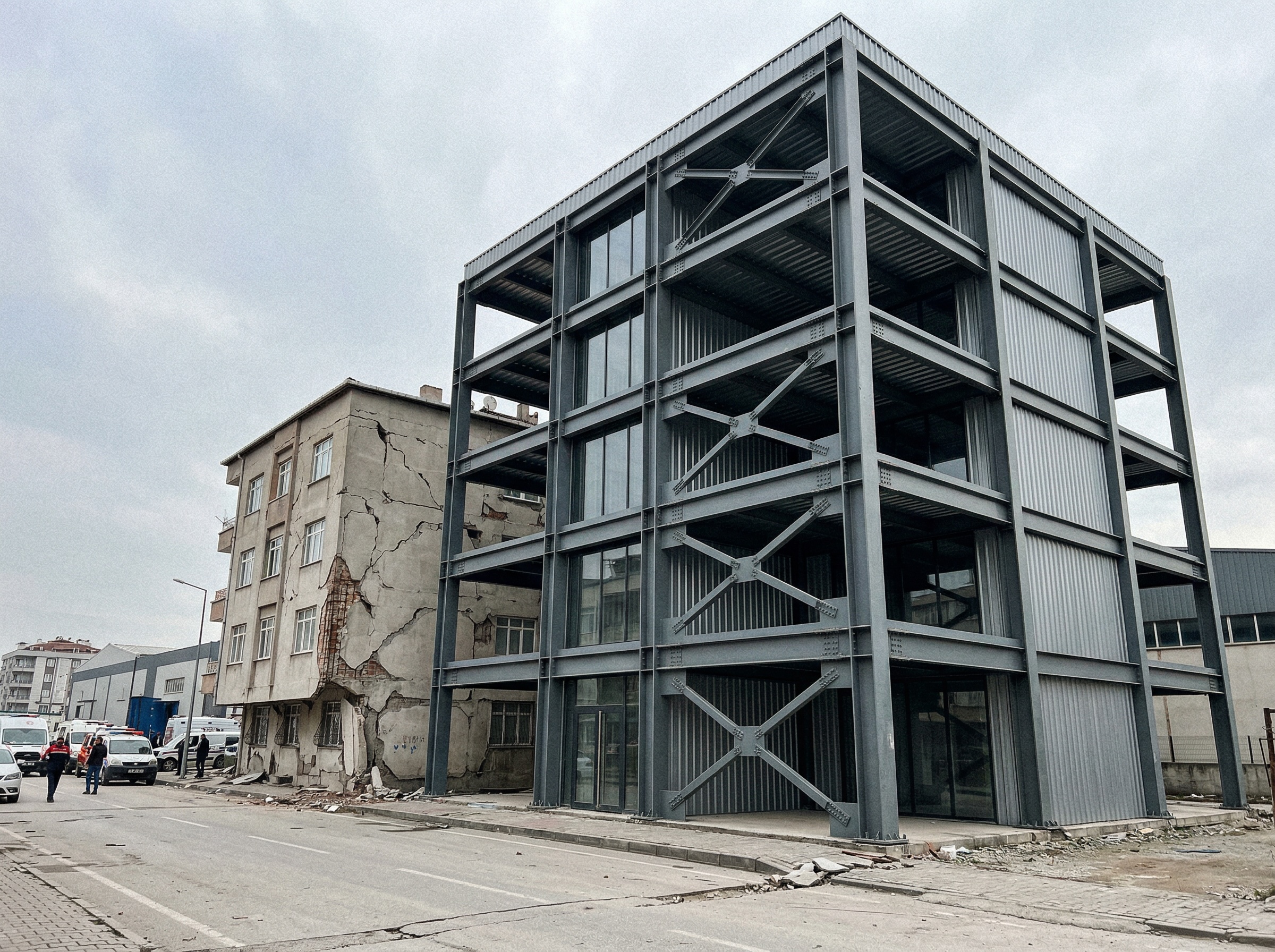 Depreme Dayanıklı Çelik Yapılar: Bilmeniz Gerekenler